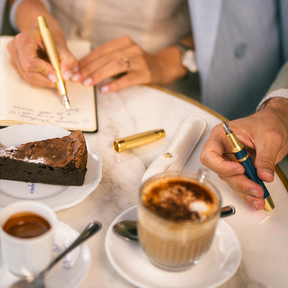 Éternelle Gold-Coated Blue Fountain Pen